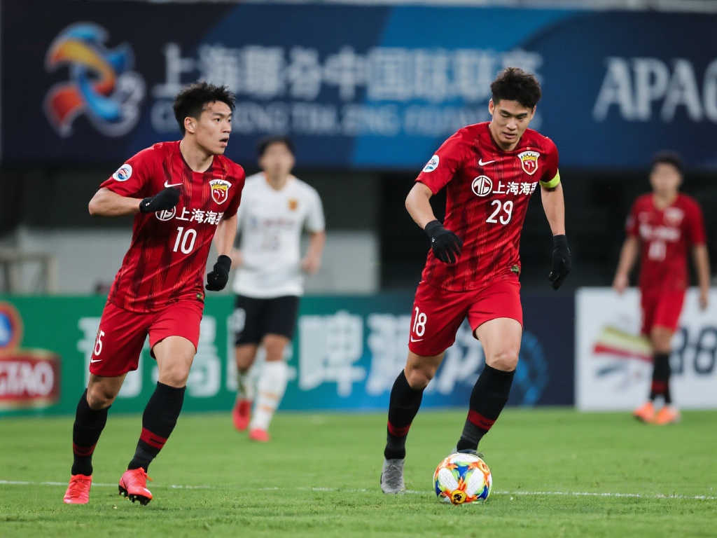 冠赛场上的